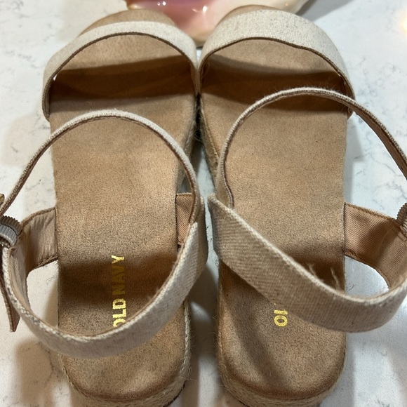 Old Navy canvas, platform sandals, size 9 - Picture 10 of 14
